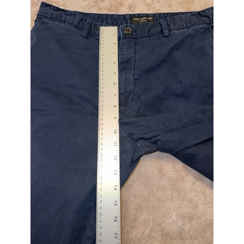 EUC Mens Banana Republic athletic fit blue chino pants size 35x30